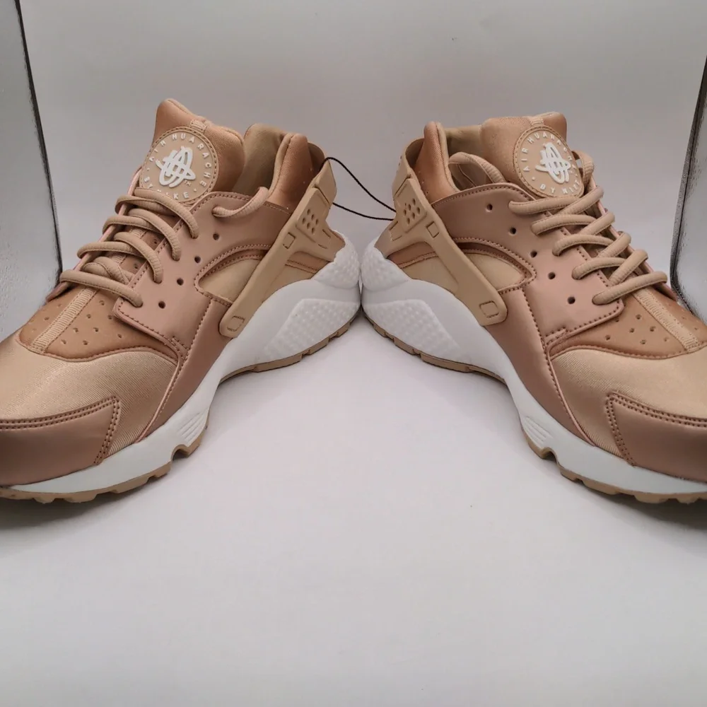 NWOB Nike Air Huarache Run SE Rose Gold Women's 859429-900 Sz 11.5 - Picture 6 of 9